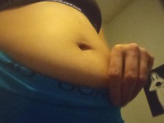 Blue Belly - Screenshot 14 of 16 - Belly Rub