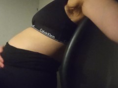 Bouncing my Bump - Screenshot 13 of 16 - Sports Bra