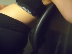 Bouncing my Bump - Screenshot 15 of 16 - Belly Rub