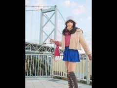 ミニスカでお散歩　スカート短すぎてパンツ丸見え！！ - Screenshot 3 of 16 - パンチラ