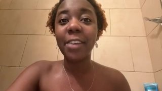 Video de verificación - Alliyah Alecia oficial sus primeros 6 meses en el porno