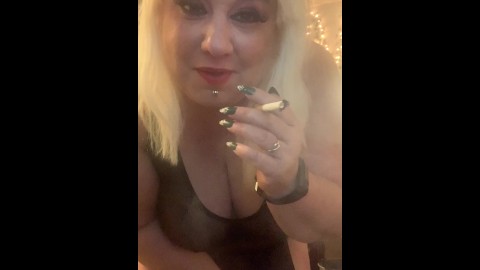 Smoking BlancaGirlBBW is back with her squirting cum session