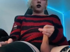 My cute femboy cock couldn't hold it in any more - Screenshot 7 of 16 - Cosplay