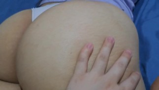 Creampie con la Culo Perfecto de mi Madrastra, se queda en mi cuarto cuando quedamos Solos!🤐