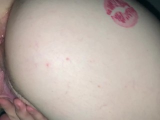 18-jährige Nymphomanin – „meine Enge, Rosa Vagina Ist Von so Vielen Inneren Cumshots Gereizt“