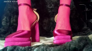 Sissy CD Struts in Pink Heels and spreads her pussy for you