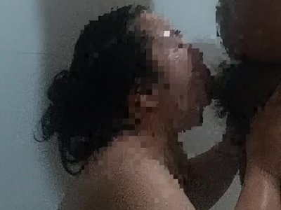 Chubby Pinay loves being facefucked and deepthroats fat cock