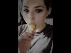 Popsicles are sweet - Screenshot 1 of 16 - Ball Sucking