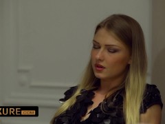 Under the swinger dinner table 7/16