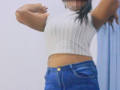 Sharing A Bed පුන්චිගෙ දුවට දුන්න නත්තල් තැග්ග - Screenshot 1 of 16 - Sinhala
