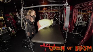 Sklave muss Natursekt auf lecken!