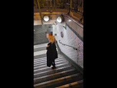 Sexynini83 - Exib naked in paris streets