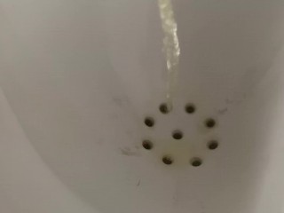 ASMR Pissen in Een Openbaar Toilet Op Kantoor 4K POV