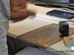 Trianon cumshot #040. Дрочу с другом в он-лайне