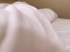 Stepmother and stepson share a bed in a hotel room - Screenshot 3 of 16 - Любительское