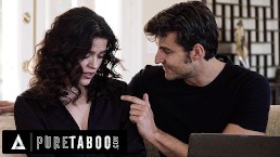 ЧИСТОЕ ТАБУ Извращенная Красотка Виктория Вохкс Поймана На Порно Странным Айтишником