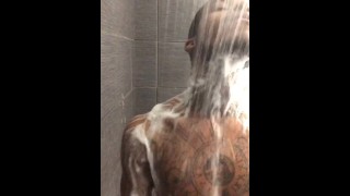 Yono Rich In The Shower🚿🧼 Join Me Bae 😋