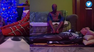 初めてのコスプレ動画!Venomがスパイダーマンに足コキされる