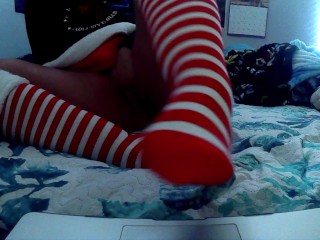 3-й день XXXmas Naughty Footplay и Footjob с Stockings.mp4