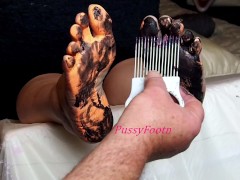 tickle and moan 10/16