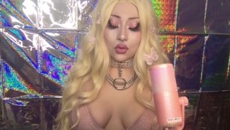 ASMR первый раз сексуальная бимбо блондинка Барби шепчет