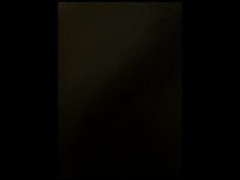 Je me branle sur deux chattes après les avoir baiser fleshlight