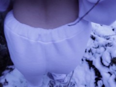 Sex in the car in the winter, warming up with pussy fucking