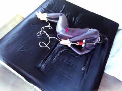 Selfbondage hogtie witih ice lock release shiny crossdress