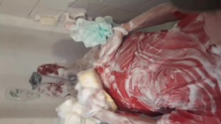 Soaping In Red - Einführung