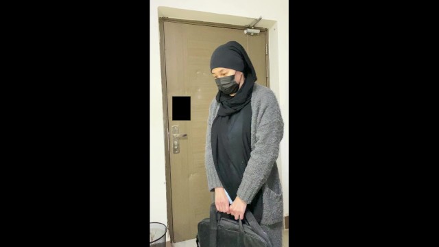 Горячая милфа-медсестра ищет донора спермы, получила сперму в свою задницу, как Миа Халифа