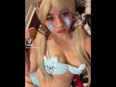 SEXY CUTE BLONDE EGIRL VANILLA FAITH ARDALAN CAREBEAR COSPLAY TIKTOKS