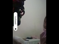 Kinantot ako ng pintor namin at pinalunok sakin ang tamod nya