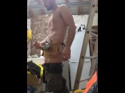 Tradie lad drops to his knees ??