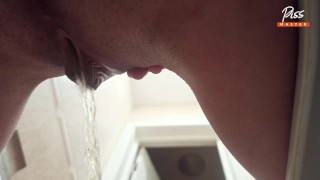 Sexy MILF close up pissing. Golden Rain. Close-up pussy. 4K (ep 748)