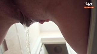 性感摩洛伊斯兰解放阵线关闭撒尿。 金雨. 特写猫。 4K（第748集）