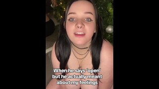 Big Tity Babe opent per ongeluk haar mond