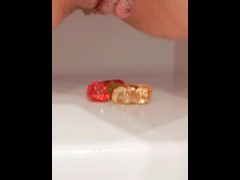 Gummy bears from my pussy - Screenshot 15 of 16 - Sexy Ass