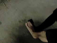 Walking Barefoot for 2.6 km: From Clean to Dirty Soles - POV Trekking