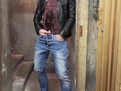 2023 Pee compilation - Self piss - Screenshot 9 of 16 - Desperation Wetting