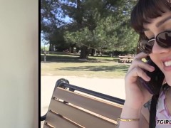 TGIRLSEX.XXX: The Comeback - Screenshot 3 of 16 - Daisy Taylor