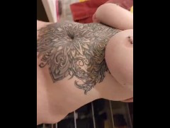 Blow Dry - Screenshot 14 of 16 - Cougar