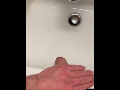 Quick Sneaky Masturbation - Screenshot 3 of 16 - Masturbation