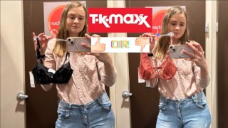 Provando roupas íntimas Maxx TK