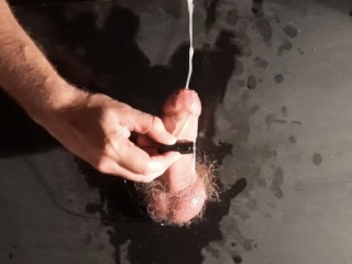 The Guy made a Homemade Glory Hole and came Powerfully from a Strong Orgasm