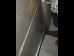 Sinundan ko sya sa CR para kantutin | Habang may tao sa labas | Fuck Hard |  Mabilisang Tuwad