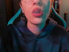 Smokey close-up w brown lips