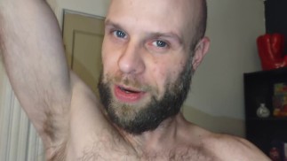 Humiliation après l’entraînement ! (Minuscule vue d’un géant !)