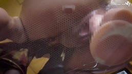 日本人女性のオナニー。仁平姿で特大ディルドを咥えこむおまんこが下から丸見え。ぐちょぐちょ愛液が絡みついてる（個人撮影、素人、自慰行為）