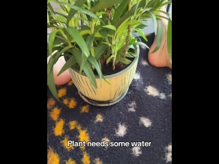 Hot babe and her easiest way to water the plants