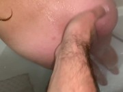 Preview 5 of Cuckold vasker sin kones beskidte skede og anus